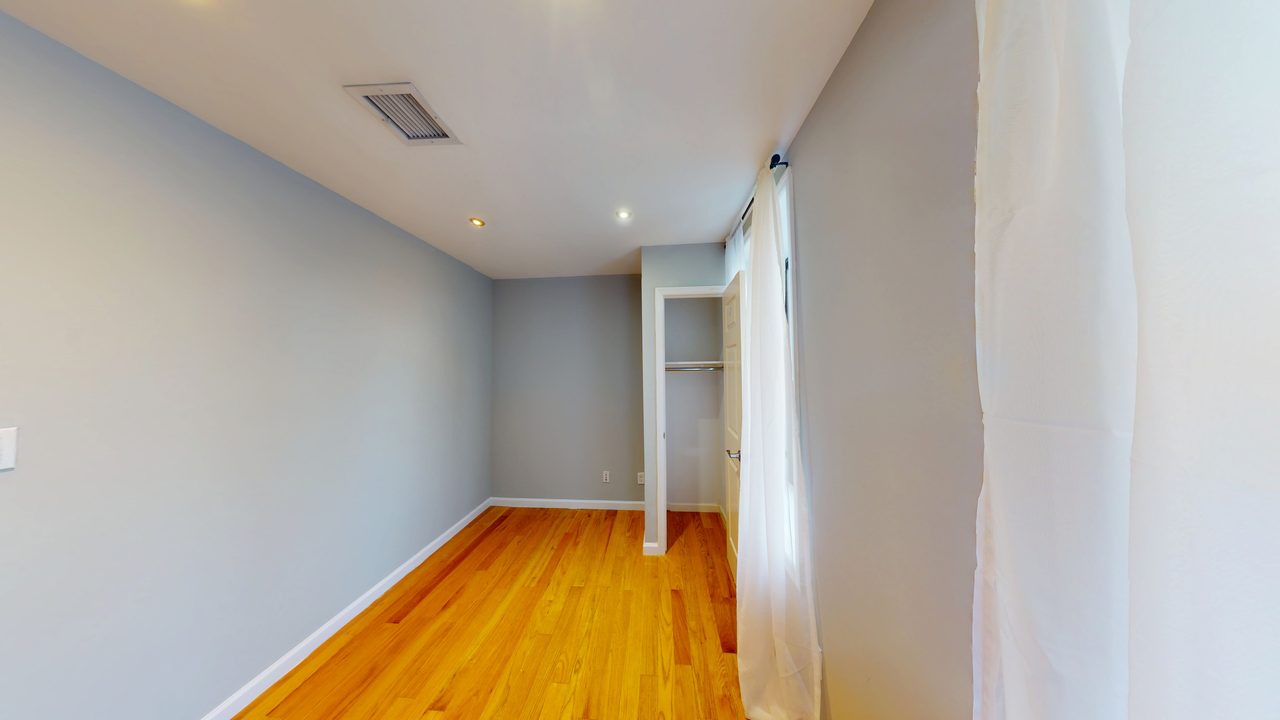 #1827: Upper West Side - Full Bedroom C - #1827: Upper West Side - Gallery - 3