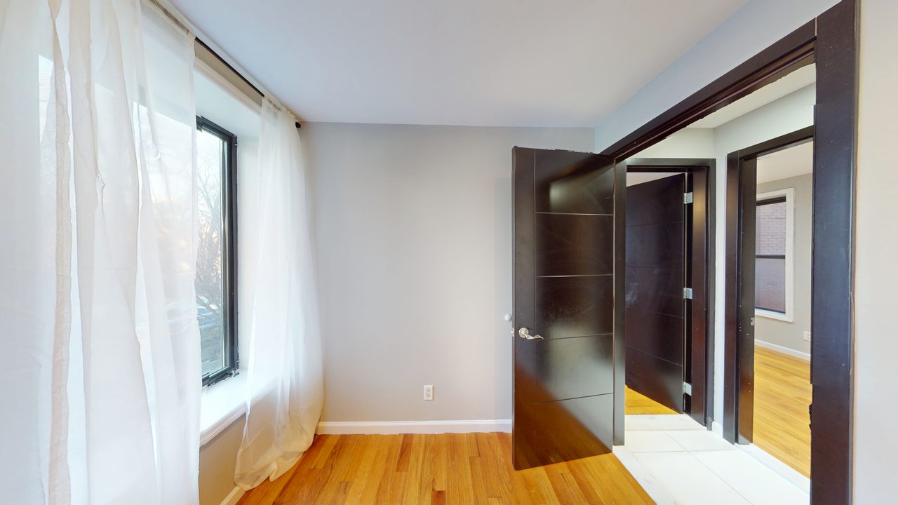 #1827: Upper West Side - Full Bedroom C - #1827: Upper West Side - Gallery - 4