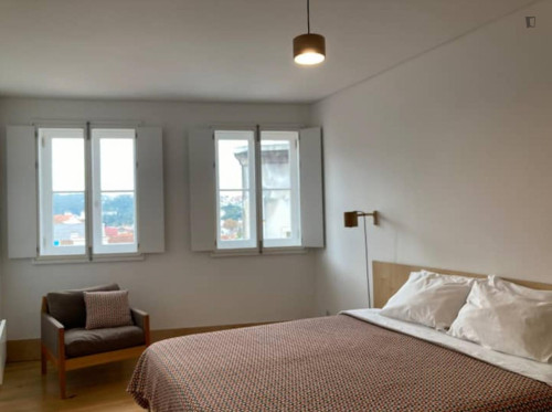 Irresistible 1 Bedroom Apartment close to Coimbra Train Sation - Gallery - 24