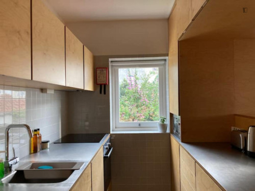 Irresistible 1 Bedroom Apartment close to Coimbra Train Sation - Gallery - 18