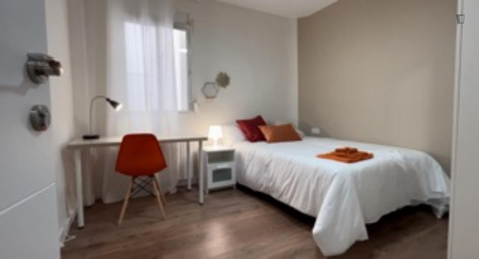 Very Cosy Double Bedroom Near The Zaragoza-Goya Train Station - Very cosy double bedroom near the Zaragoza-Goya train station - Gallery - 1