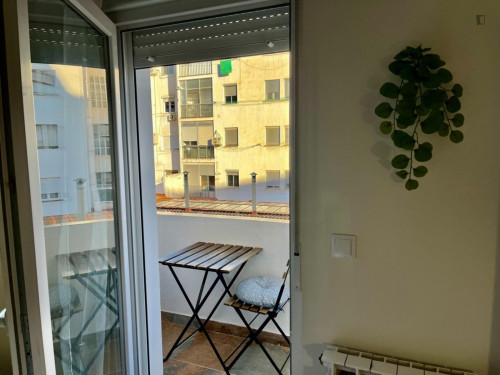 Lovely double bedroom in Parque de Roma