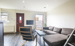  5 Bedroom House  -  Cemetery Road  - Gallery -  5