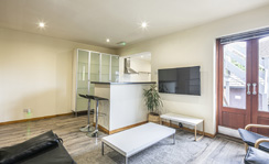  5 Bedroom House  -  Cemetery Road  - Gallery -  2