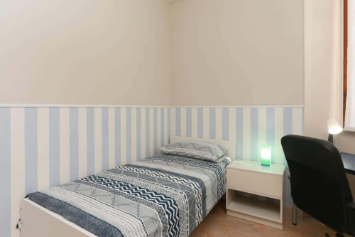 via ponchielli 5 private room s2