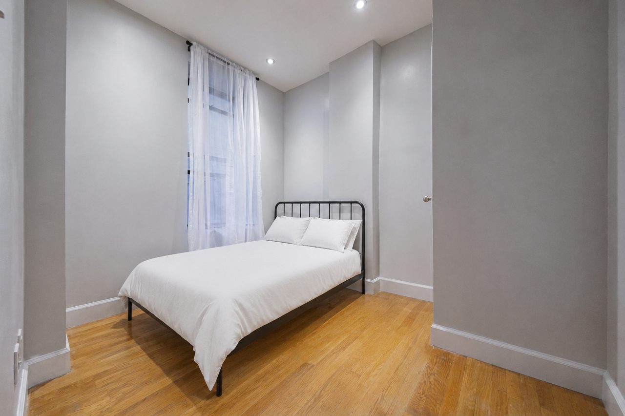 #1831: Central Harlem - Full Bedroom C - 1