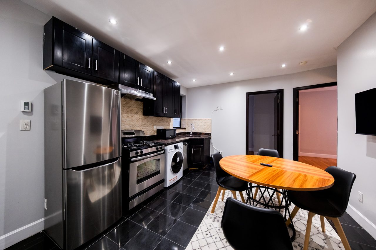 #1831: Central Harlem - Full Bedroom C - 5