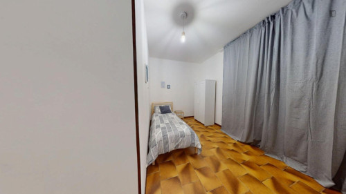 Cozy Single Bedroom in a 3-Bedroom in Bologna - Gallery - 20