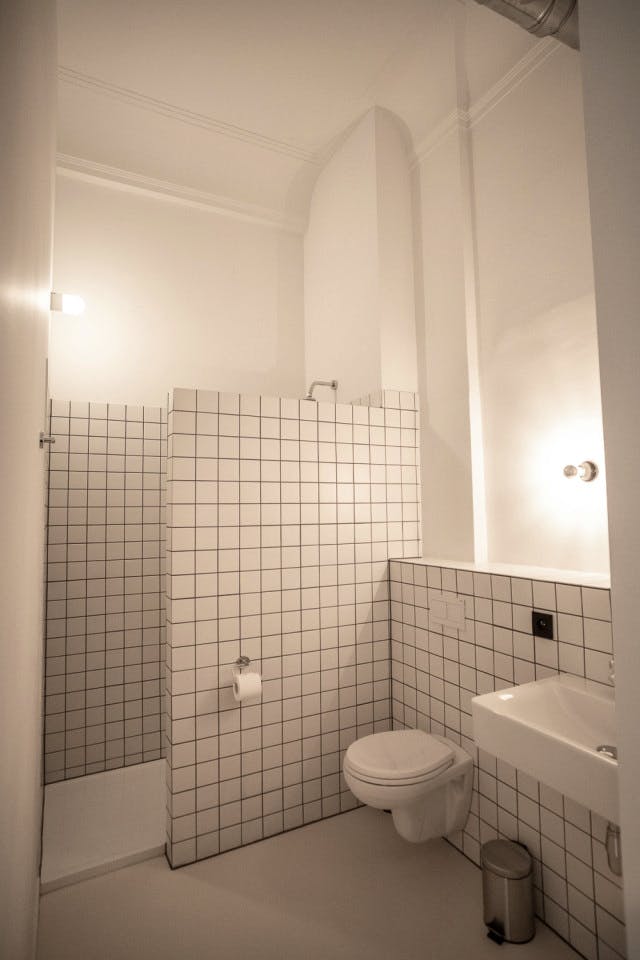 Standard Room - 17