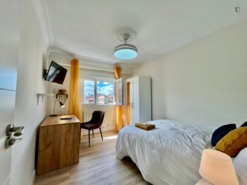 Beautiful double bedroom in Delicias