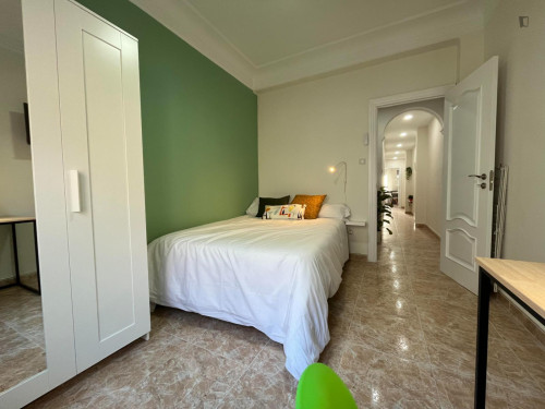 Bright single bedroom close to the University of Zaragoza