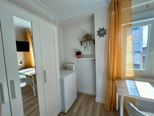 Appealing double bedroom in Delicias