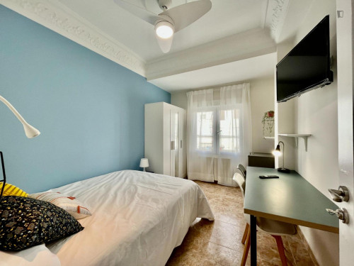 Comfortable single bedroom in the vicinity of the University of Zaragoza campus