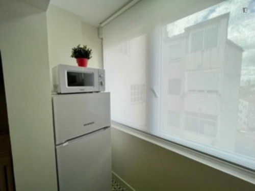 Splendid double ensuite bedroom with a kitchenette, near Parque del Castillo Palomar