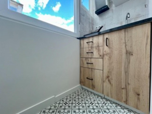 Splendid double ensuite bedroom with a kitchenette, near Parque del Castillo Palomar - Gallery - 12