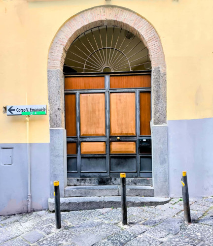 Two-Level Apartment in the Heart of Naples - Via S. Carlo alle Mortelle