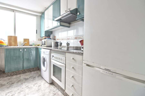 Habitación en piso de 4 habitaciones en Ciutat Vella - Gallery - 365