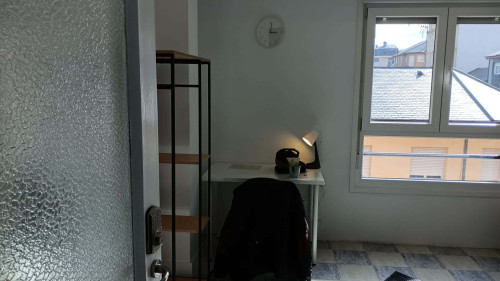 Room in Calle Obispo Mérida, Ponferrada for 105 m² with 4 bedrooms