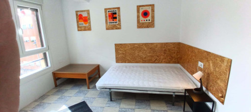 Room in Calle Obispo Mérida, Ponferrada for 105 m² with 4 bedrooms
