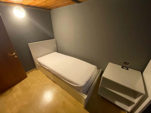 Elegant Open Space with Mezzanine and Terrace in Bergamo (BG) - Gallery - 9