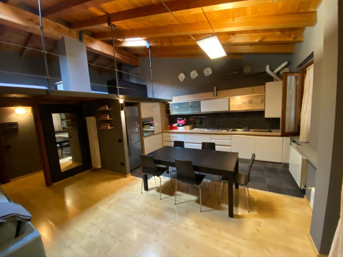 Elegant Open Space with Mezzanine and Terrace in Bergamo (BG) - Gallery - 21