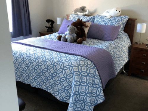 1 MAIN ROOM WITH KINGBED AN ENSUITE