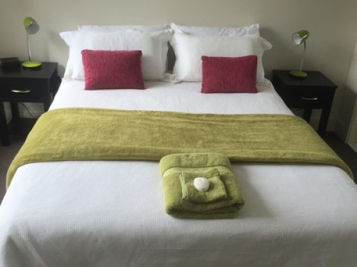 Luxury Accommodation Central Hutt - Gallery - 6