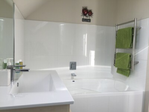 Luxury Accommodation Central Hutt