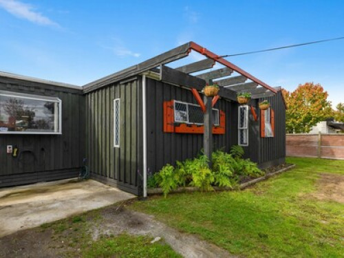 house near lake to take a break  - Gallery -  5