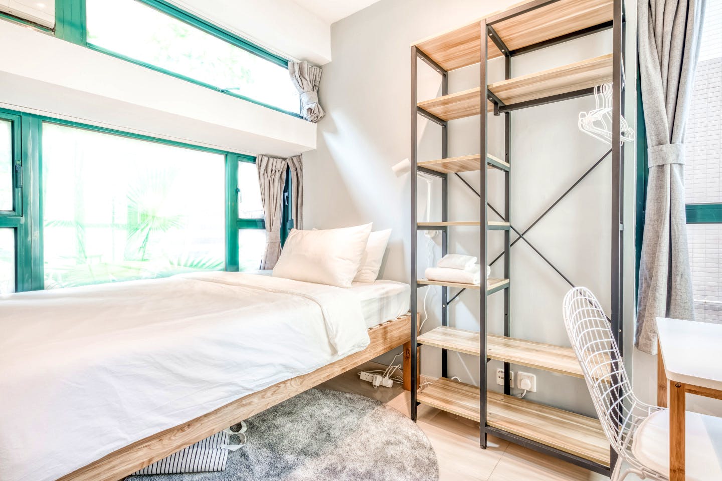  Private Room With Shared Bathroom 1  -  Chic and Comfortable Coliving in Scenic Kennedy Town Apartment  - Gallery -  3