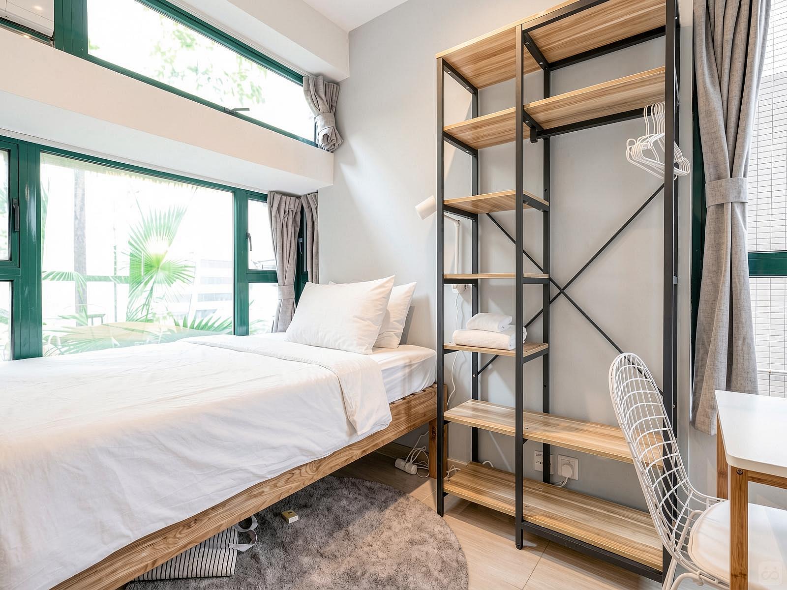  Private Room With Shared Bathroom 1  -  Chic and Comfortable Coliving in Scenic Kennedy Town Apartment  - Gallery -  15