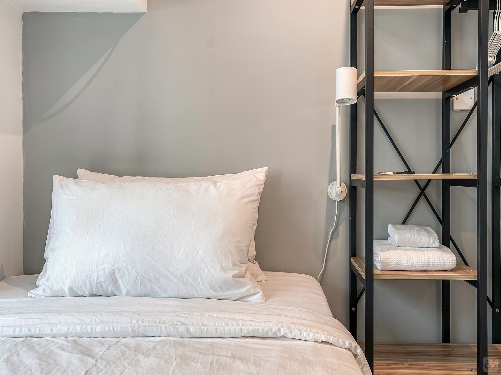  Private Room With Shared Bathroom 2  -  Chic and Comfortable Coliving in Scenic Kennedy Town Apartment  - Gallery -  18