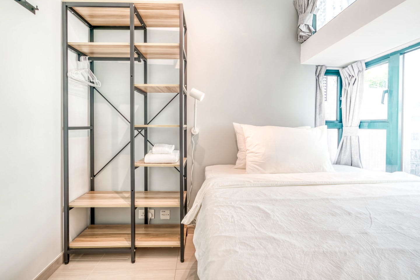  Private Room With Shared Bathroom 2  -  Chic and Comfortable Coliving in Scenic Kennedy Town Apartment  - Gallery -  20