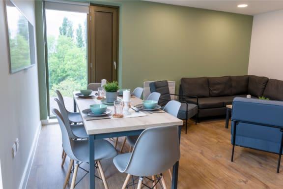  Standard En-Suite Riverview  -  Bankside Student Living  - Gallery -  26