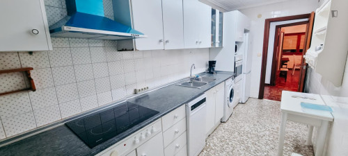 Comfy single bedroom in the centre of Alicante