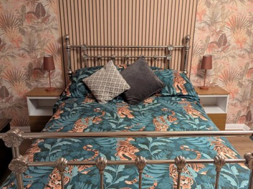 Double room 10m walk to hospital  - Gallery - 6
