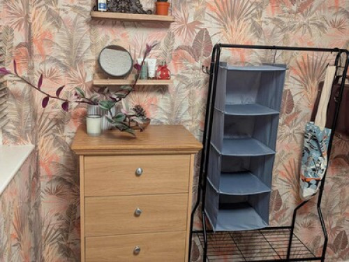 Double room 10m walk to hospital 