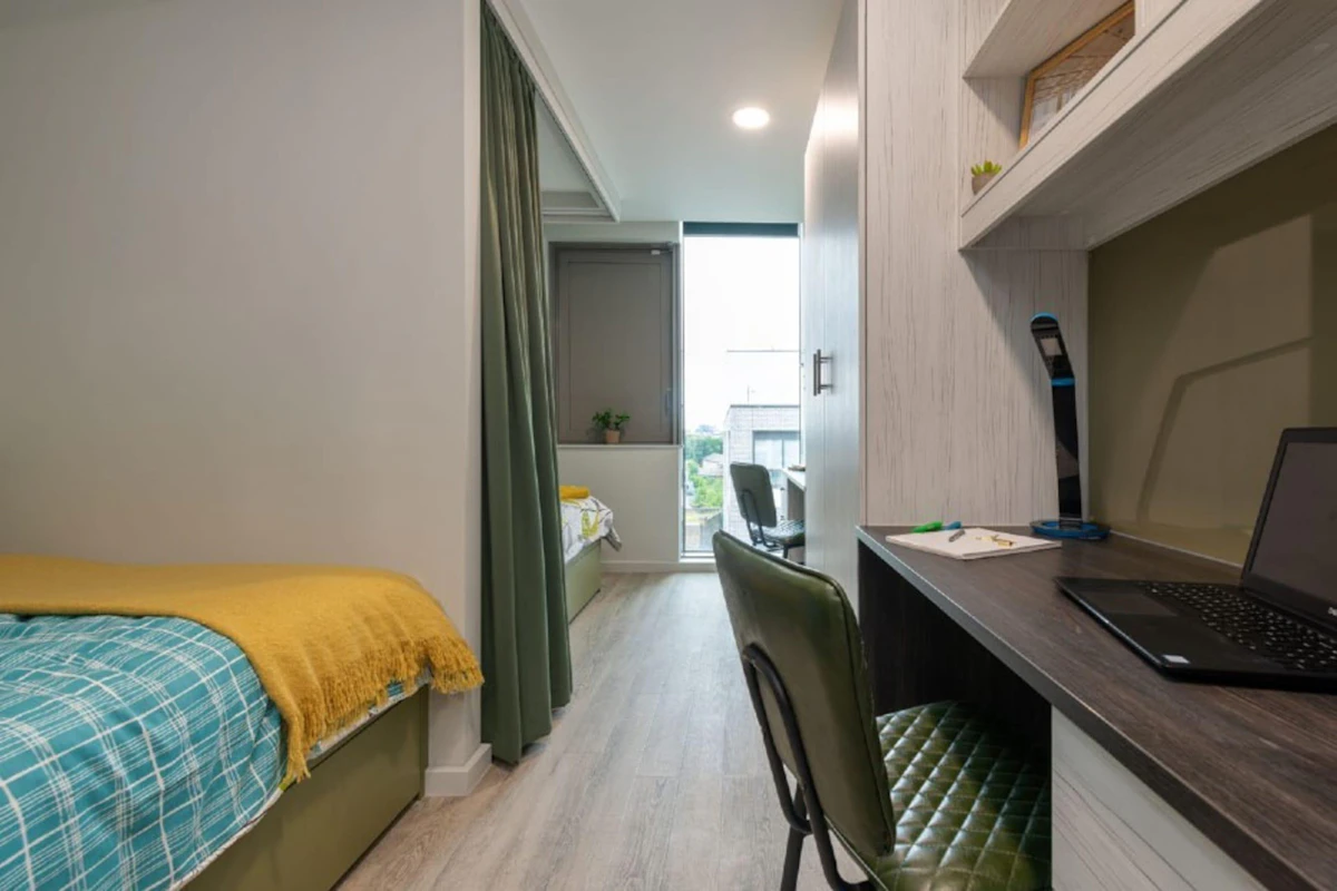 Standard Twin - Flora Building - Gallery - 7