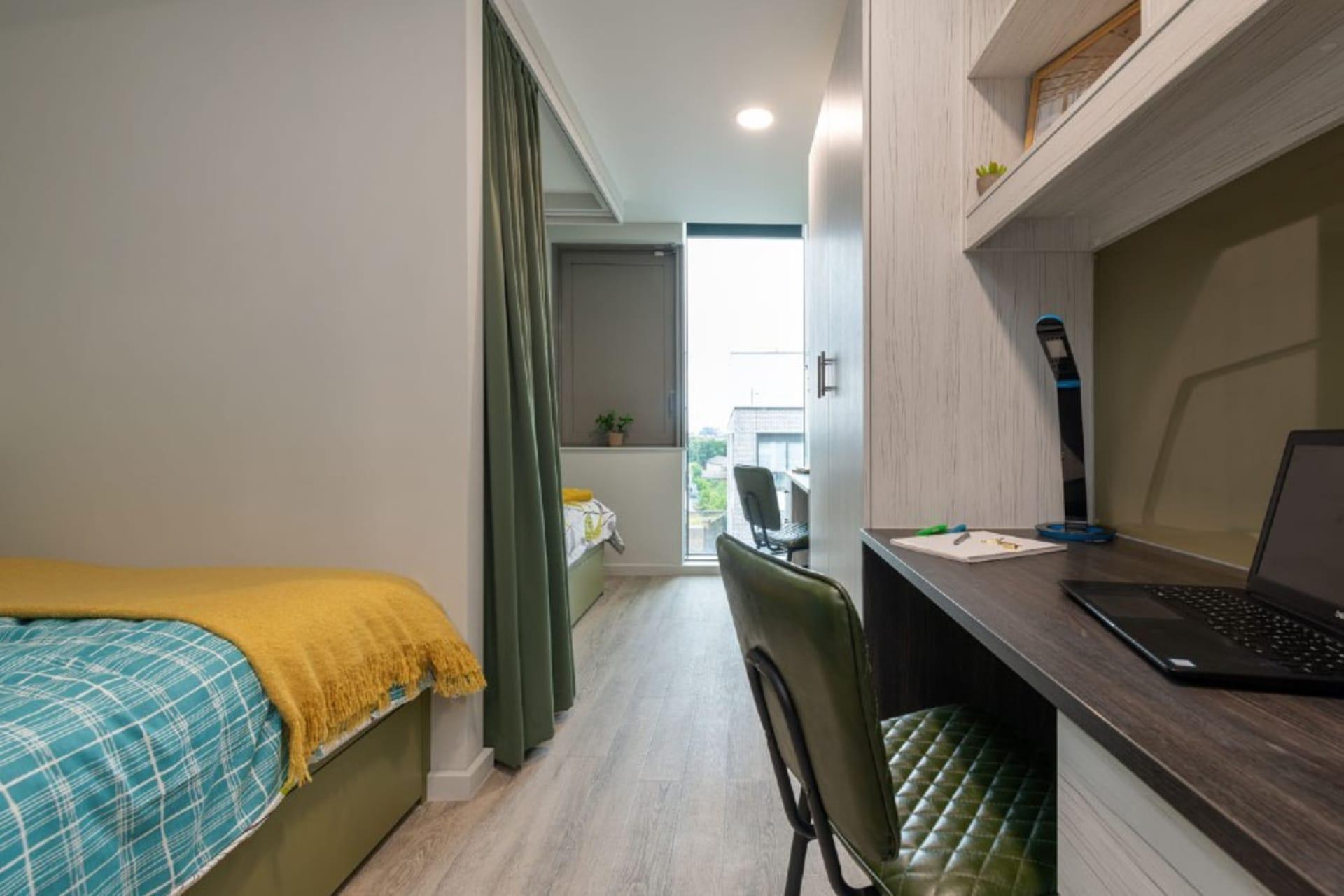 Standard Twin - Flora Building - Gallery - 16