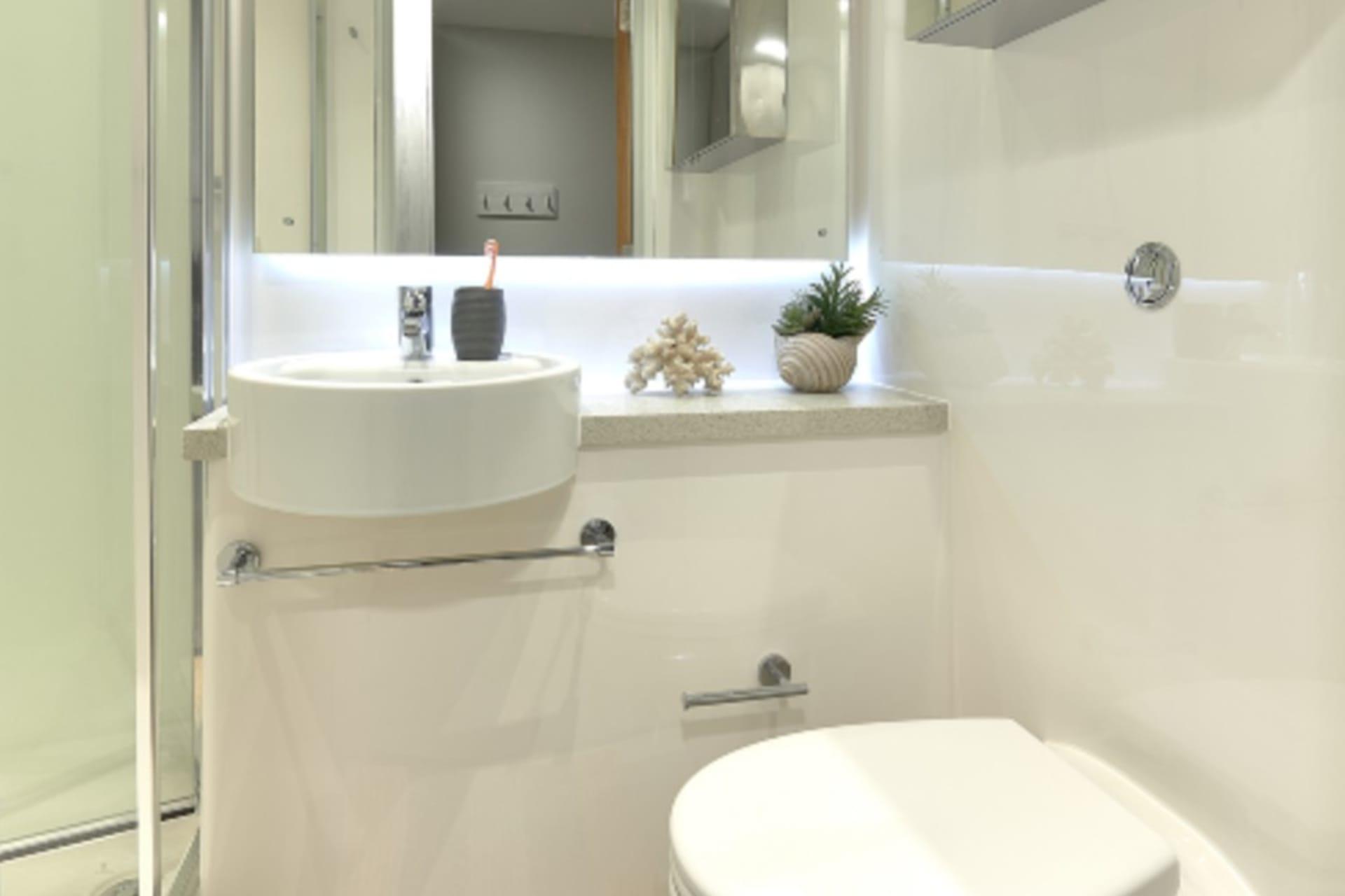  Large Twin  -  Flora Building  - Gallery -  9