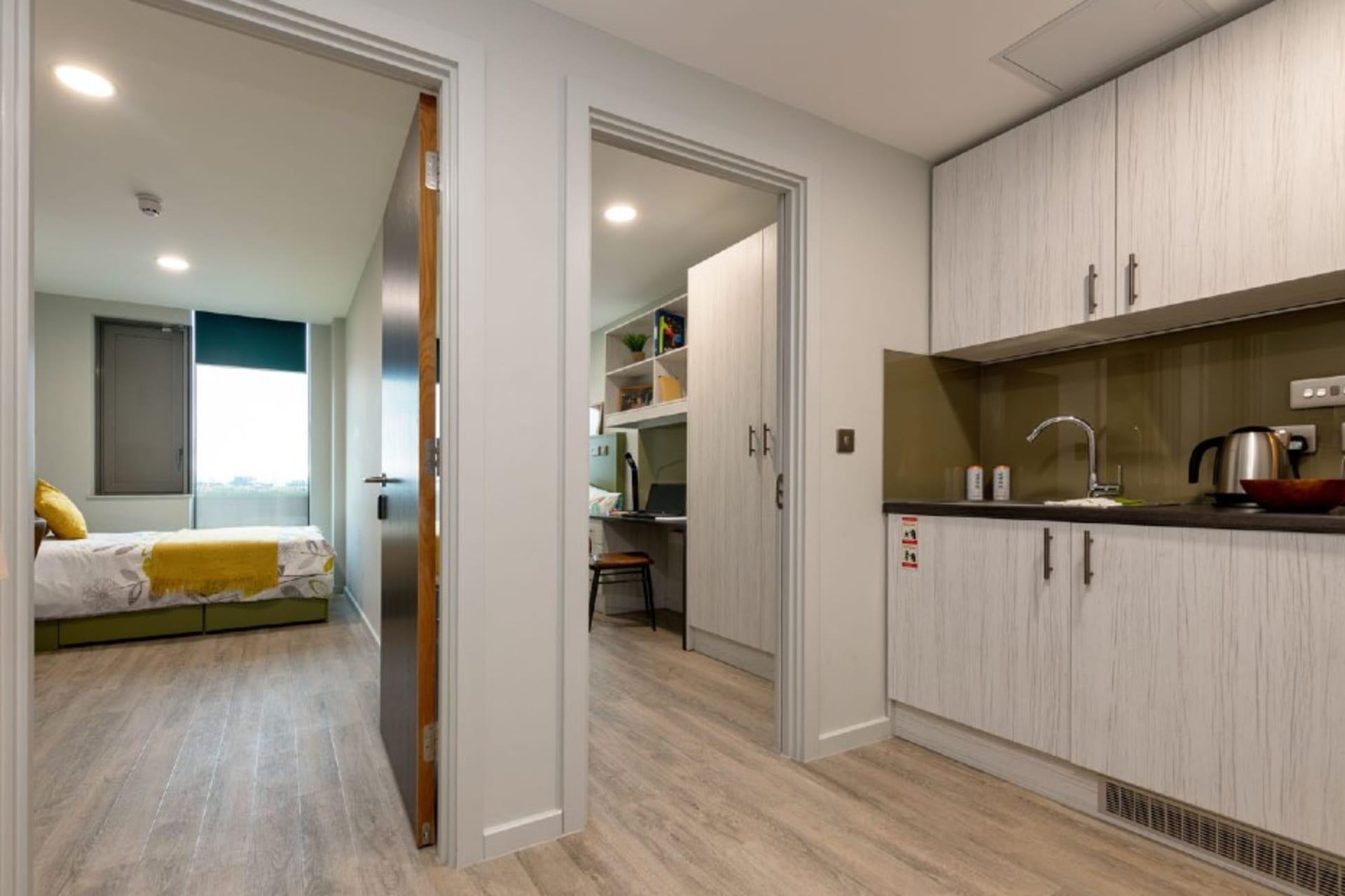  Standard 2 Bed Flat  -  Flora Building  - Gallery -  22