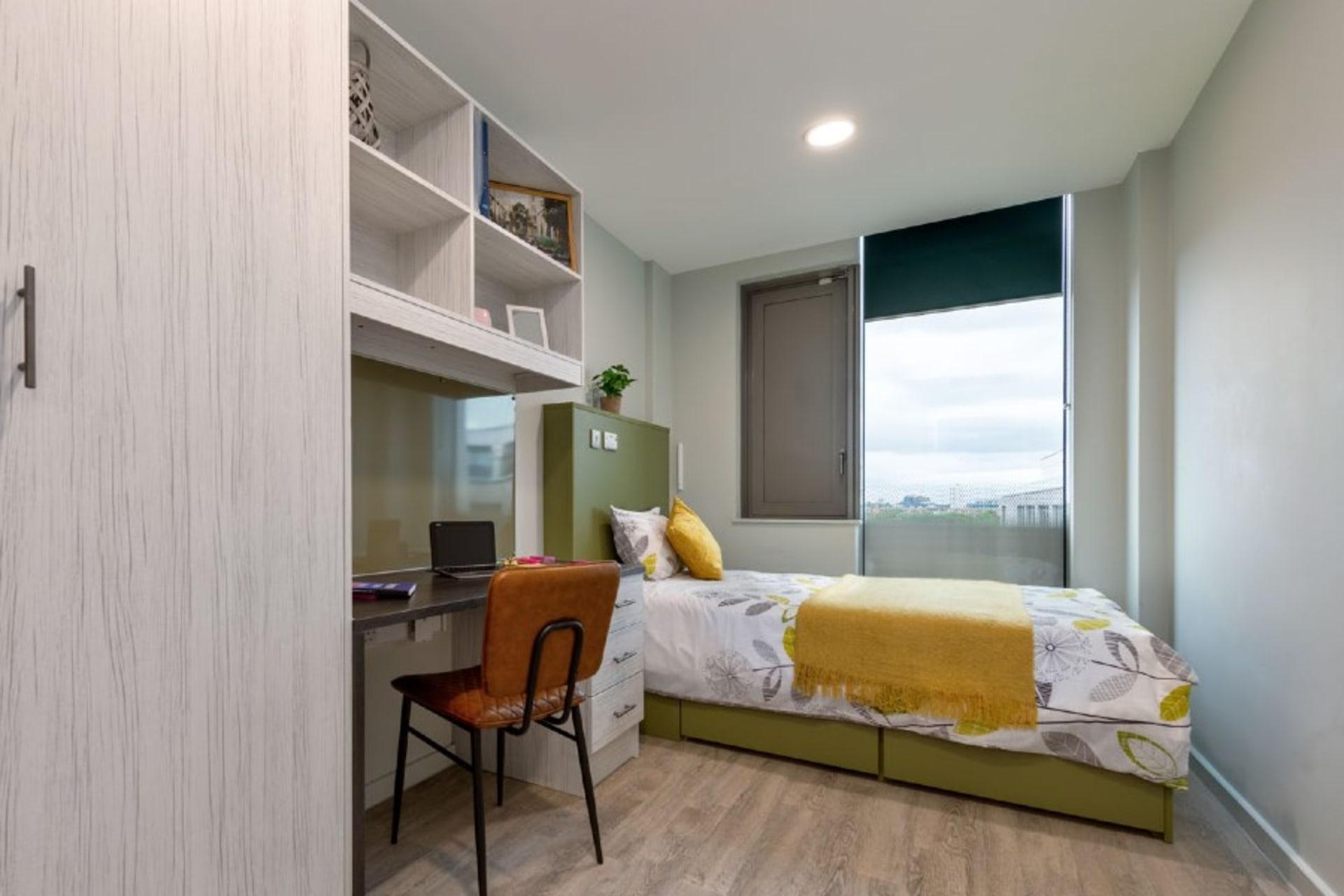  Standard 2 Bed Flat  -  Flora Building  - Gallery -  16