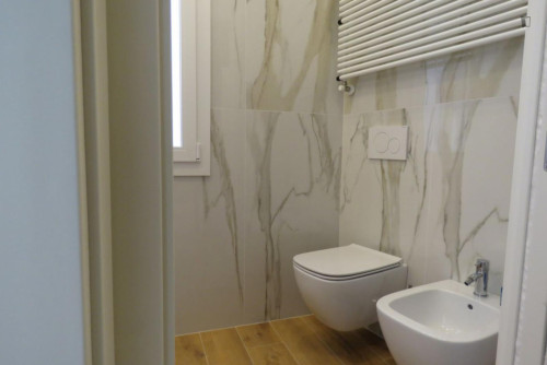 Beautiful 1-bedroom apartment on two levels with outdoor area, close to the city center - Gallery - 5