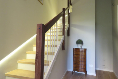Beautiful 1-bedroom apartment on two levels with outdoor area, close to the city center - Gallery - 3