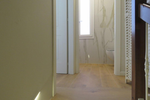 Beautiful 1-bedroom apartment on two levels with outdoor area, close to the city center - Gallery - 8