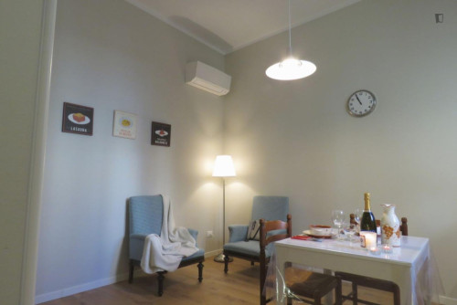 Beautiful 1-bedroom apartment on two levels with outdoor area, close to the city center - Gallery - 12