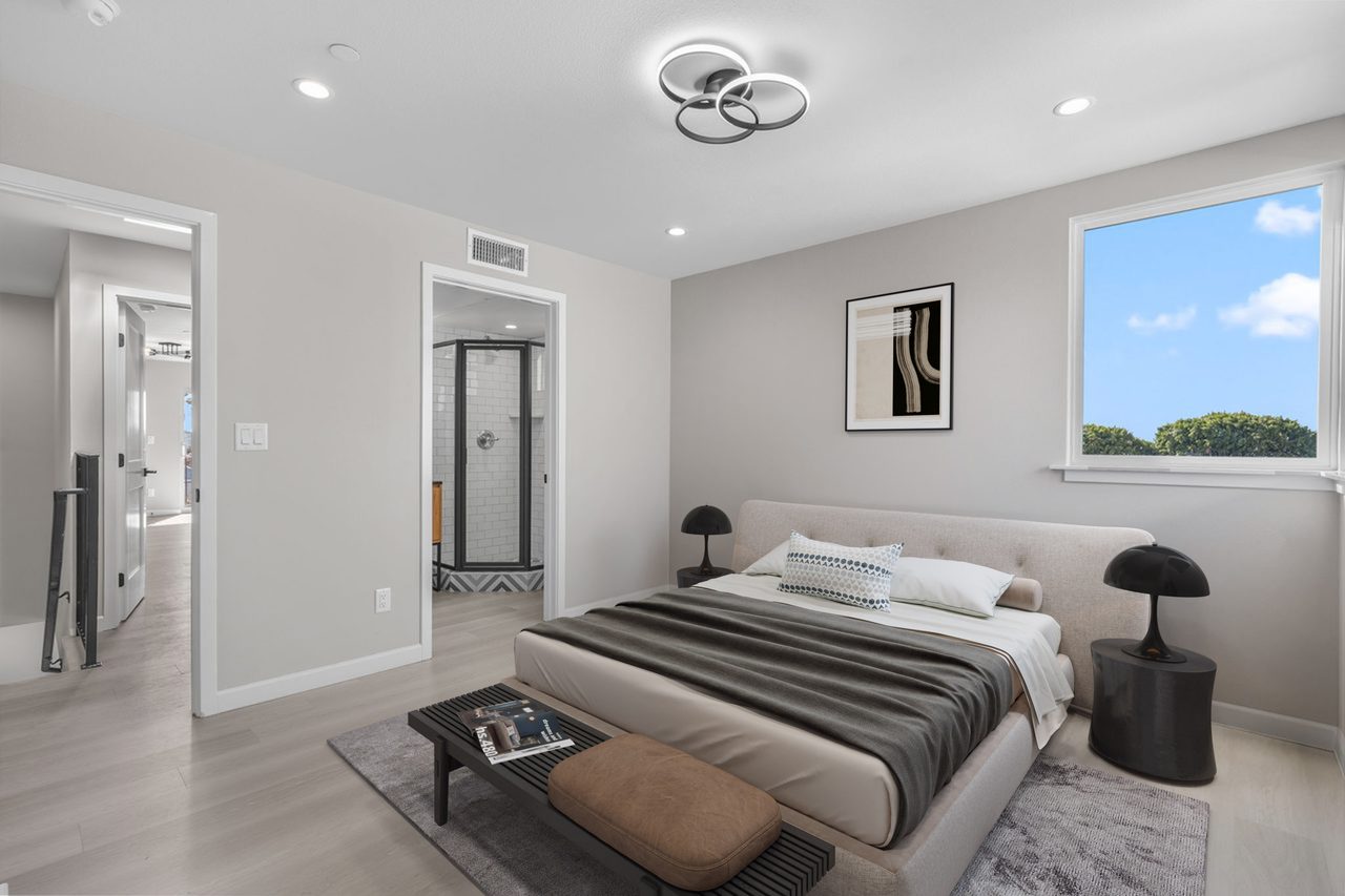 #1828: Boyle Heights - Queen Bedroom E W/ Private Bathroom - #1828: Boyle Heights - Gallery - 12