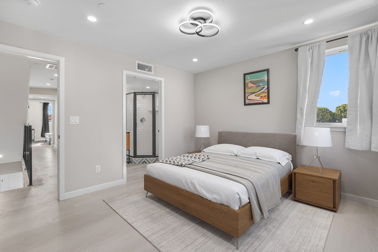 #1828: Boyle Heights - Queen Bedroom C W/ Private Bathroom - #1828: Boyle Heights - Gallery - 5