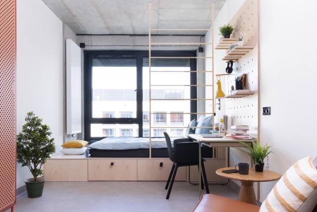  Studio L With Kitchenette  -  Basecamp by Xior Katowice  - Gallery -  5