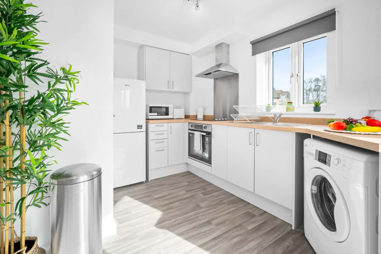  Luxury 2 Bed Apartment - Parking - Smart TV - WIFI  -  Luxury 2 Bed Apartment - Parking - Smart TV - WIFI  - Gallery -  12